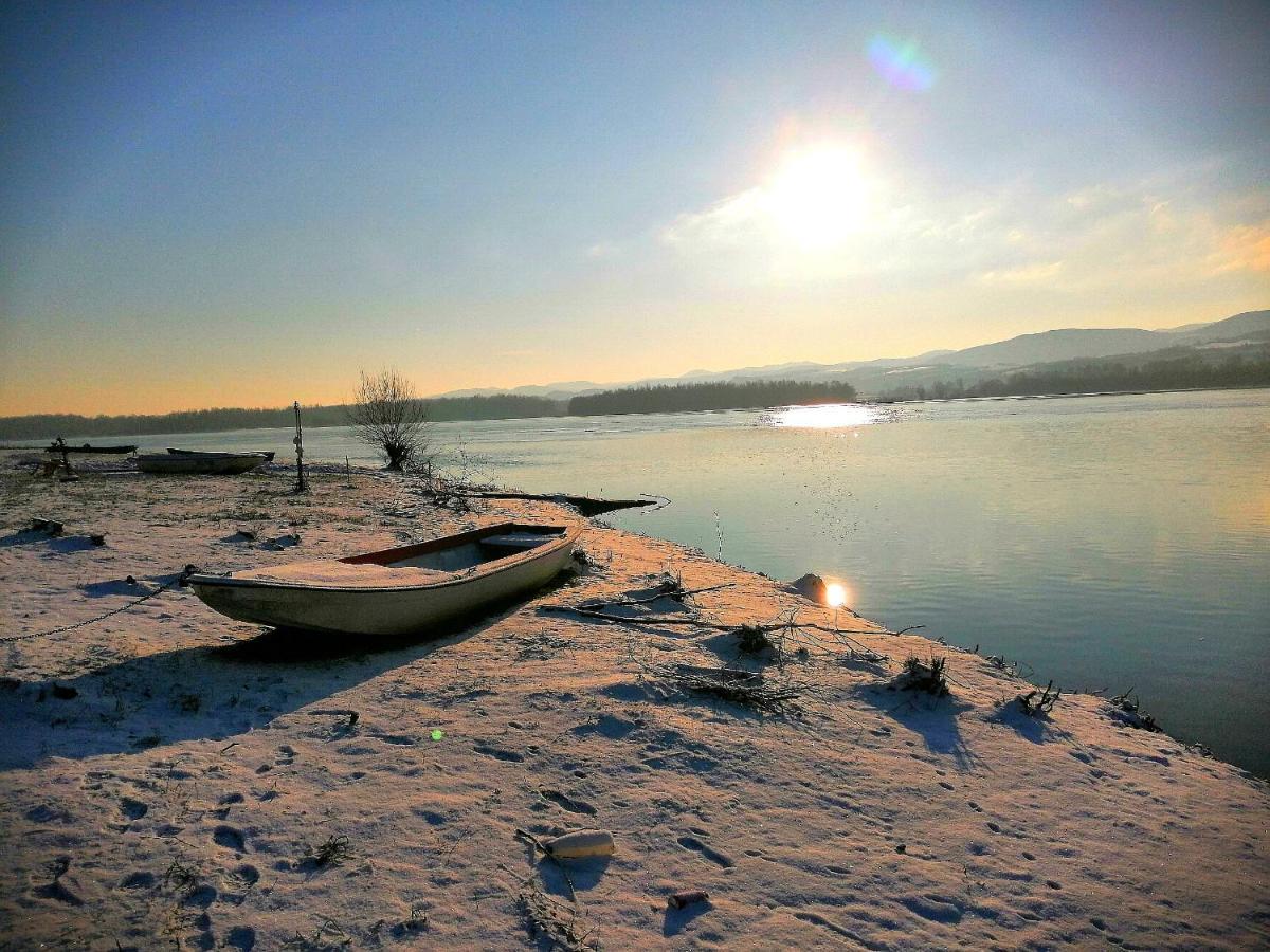Captain'S House By The Danube River Cerevic Exterior foto