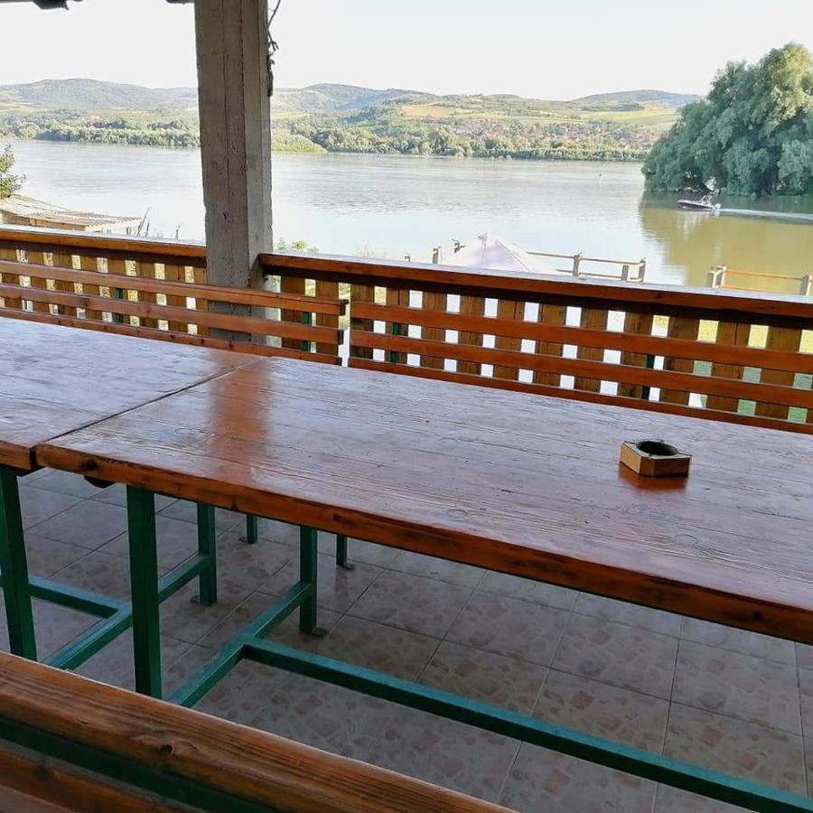 Captain'S House By The Danube River Cerevic Exterior foto